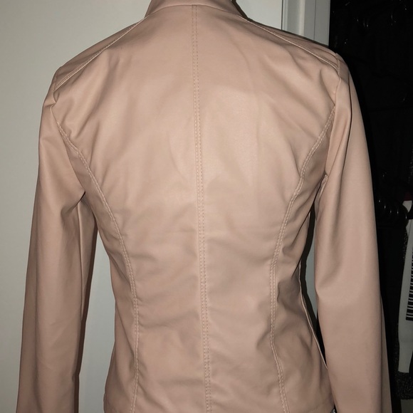 Pink Jacket - Picture 4 of 4